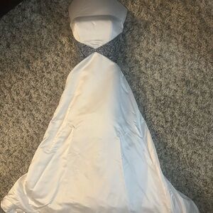 Elegant White Strapless Wedding Dress